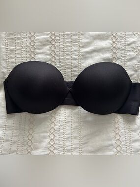 Maidenform Black Strapless Molded T-Shirt Bra